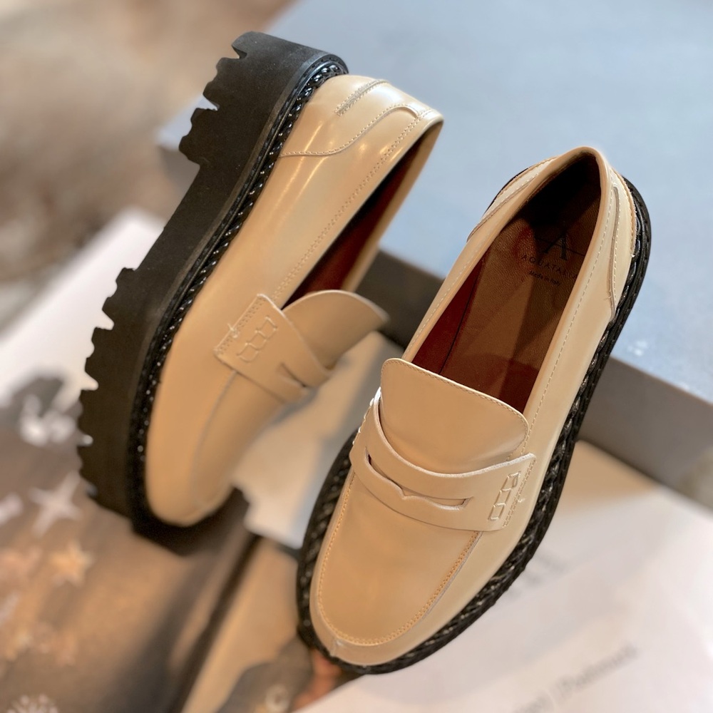 Aquatalia Alexi Lug Sole Loafer - Picture 9 of 12